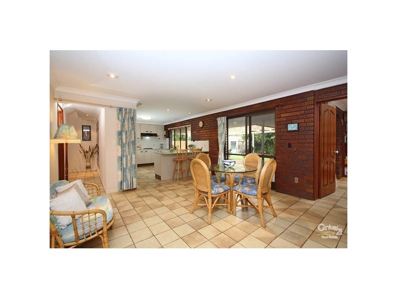 17 Sebastian Street, Manly West QLD 4179