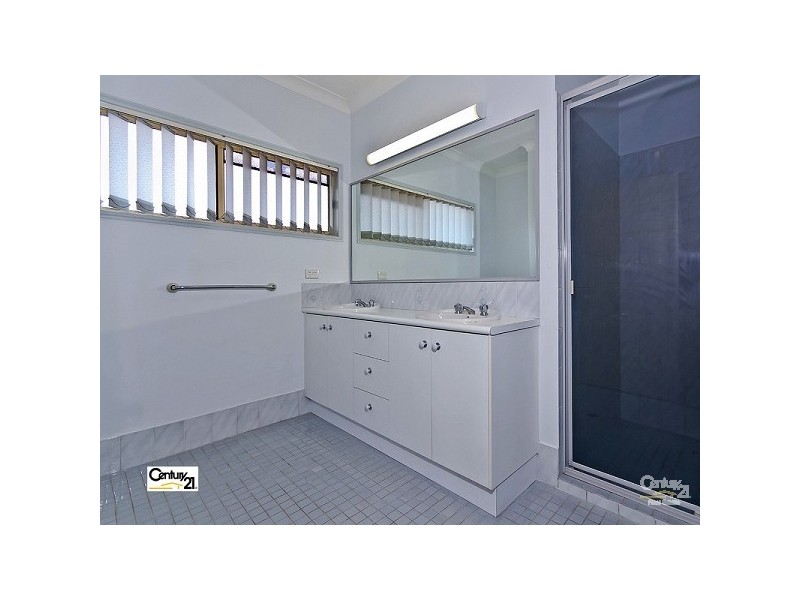 197 Randall Road, Wynnum West QLD 4178