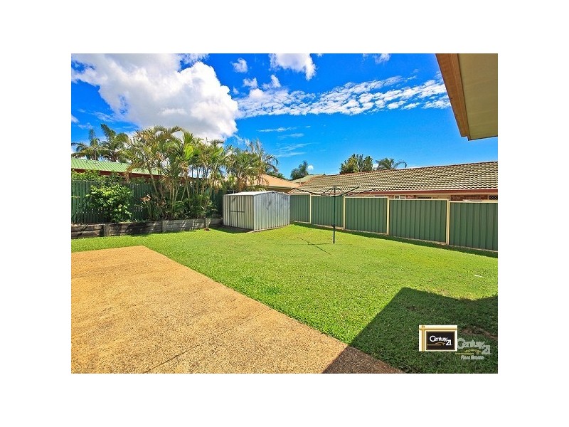 128 Schooner Circuit, Manly West QLD 4179