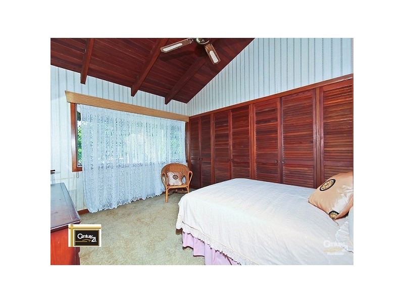 255 Wondall Road, Wynnum QLD 4178