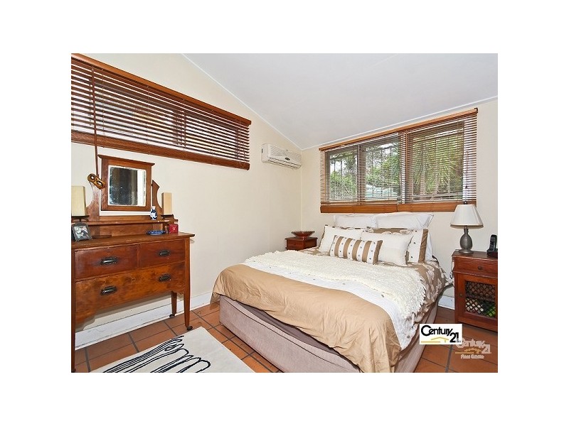61 Valetta Street, Manly QLD 4179