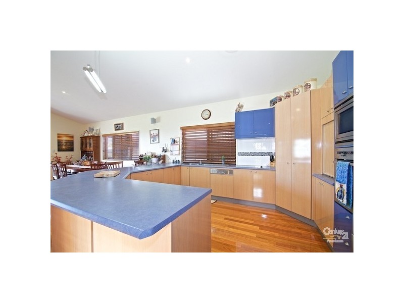 14 Mooroondu Road, Thorneside QLD 4158