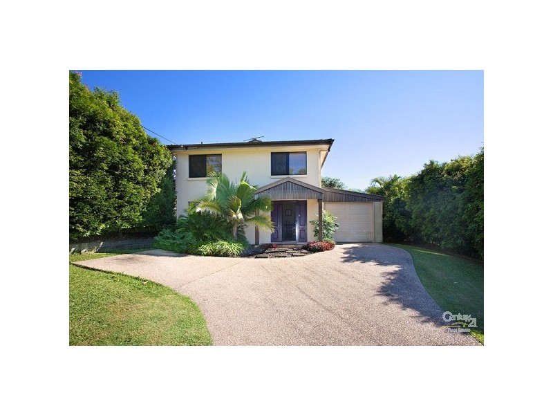 215 Wondall Road, Wynnum West QLD 4178