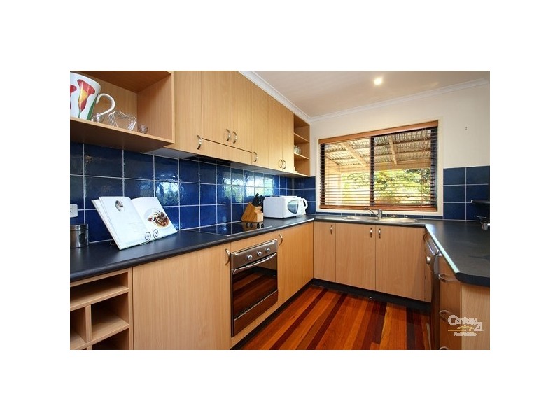 215 Wondall Road, Wynnum West QLD 4178