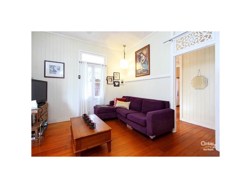 528 Tingal Road, Wynnum QLD 4178