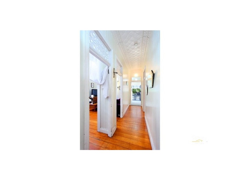 528 Tingal Road, Wynnum QLD 4178