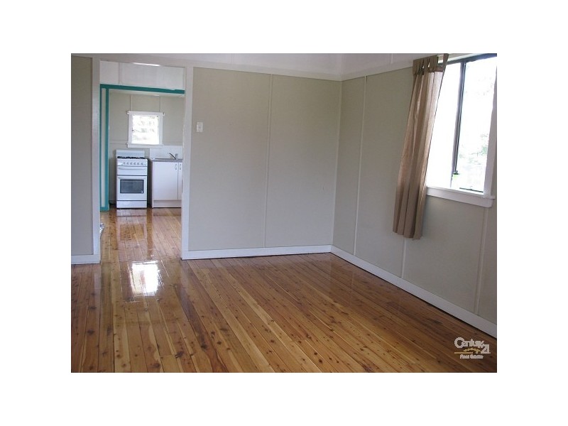 35 TAMAREE AVENUE, Wynnum QLD 4178