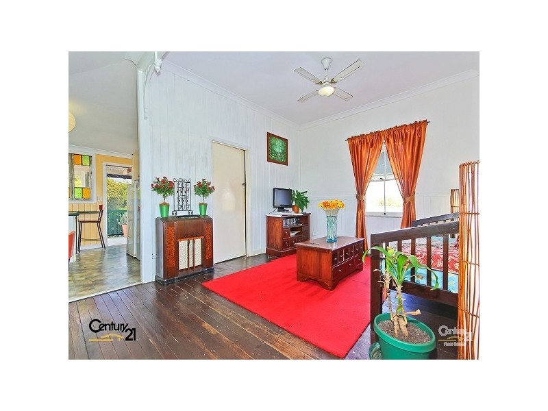 6 West Avenue, Wynnum QLD 4178