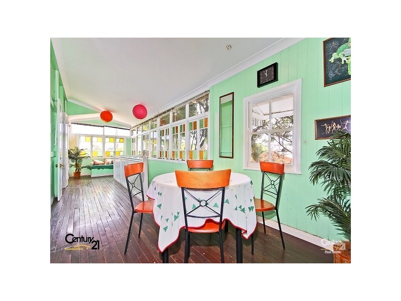 6 West Avenue, Wynnum QLD 4178