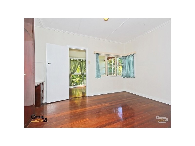 379 Tingal Road, Wynnum QLD 4178