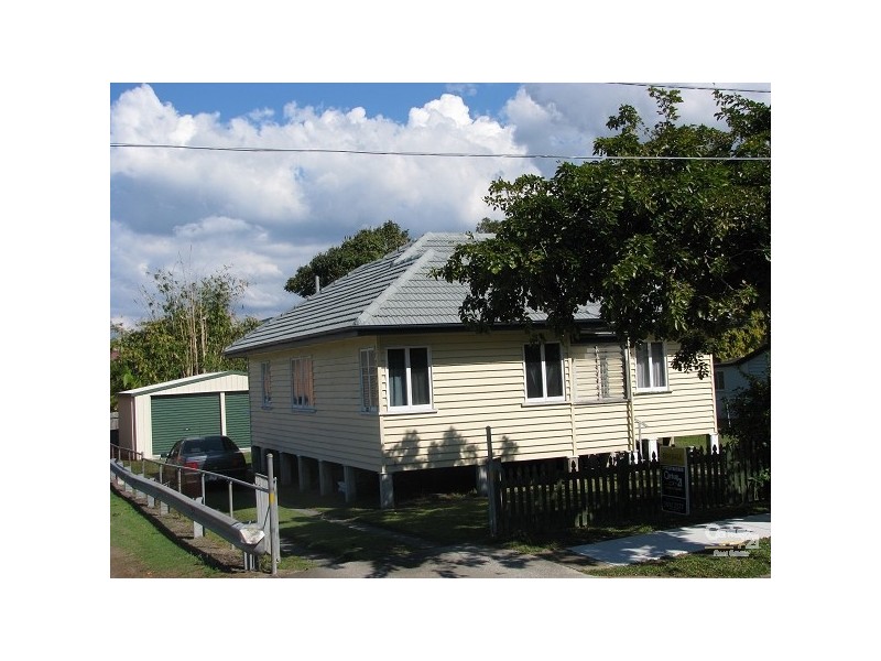 24 Carnation Street, Wynnum QLD 4178