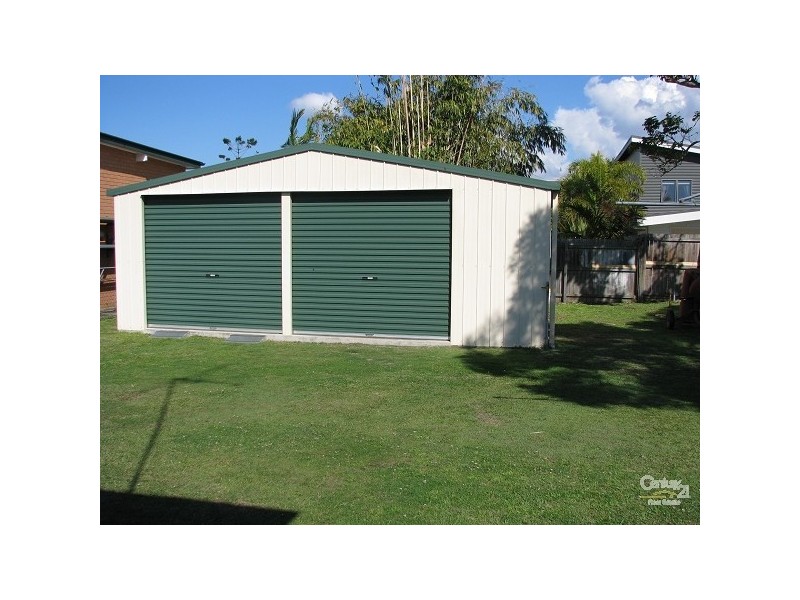 24 Carnation Street, Wynnum QLD 4178