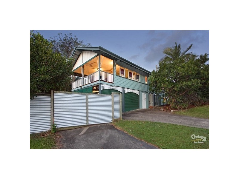 82 Gordon Parade, Manly QLD 4179