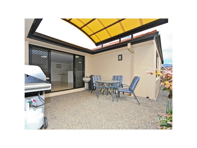 6 GUMNUT Close, Lota QLD 4179