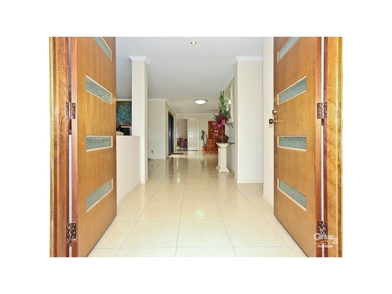 6 GUMNUT Close, Lota QLD 4179