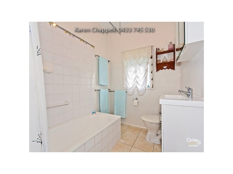 16 Muriel Avenue, Manly West QLD 4179