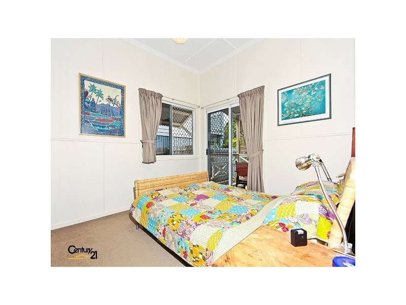 13 Ryder Street, Wynnum QLD 4178