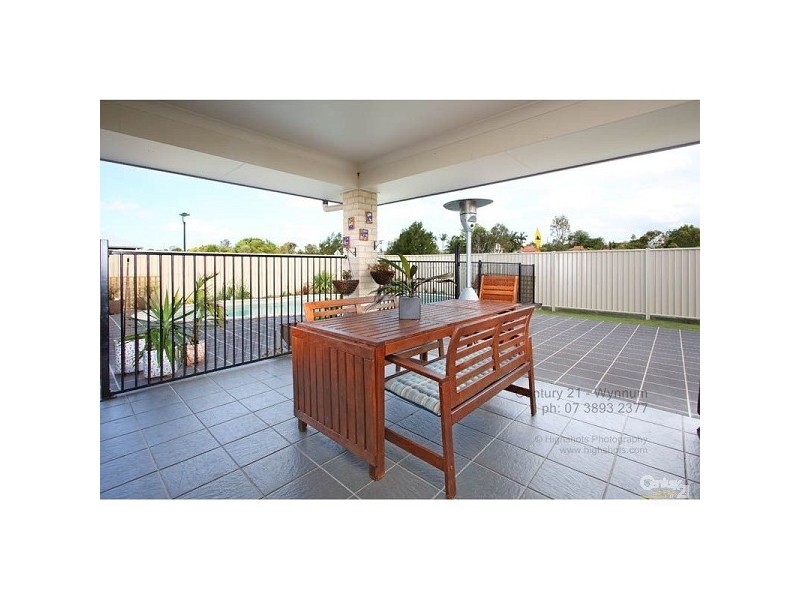 2 Venn Court, Wynnum West QLD 4178
