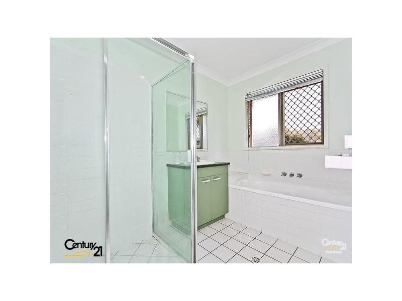 15 Elaine Place, Birkdale QLD 4159