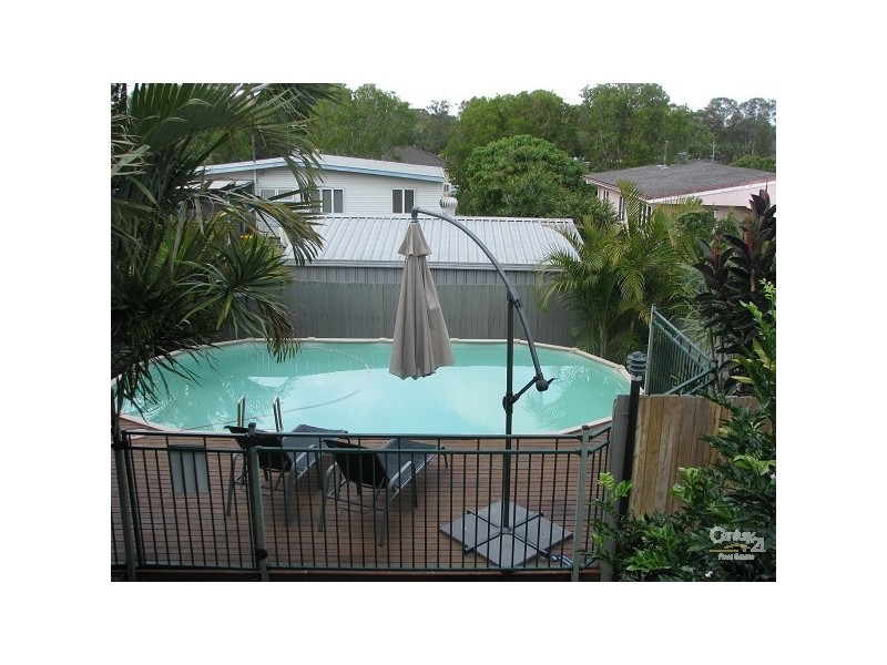 27 CABANDA STREET, Wynnum West QLD 4178