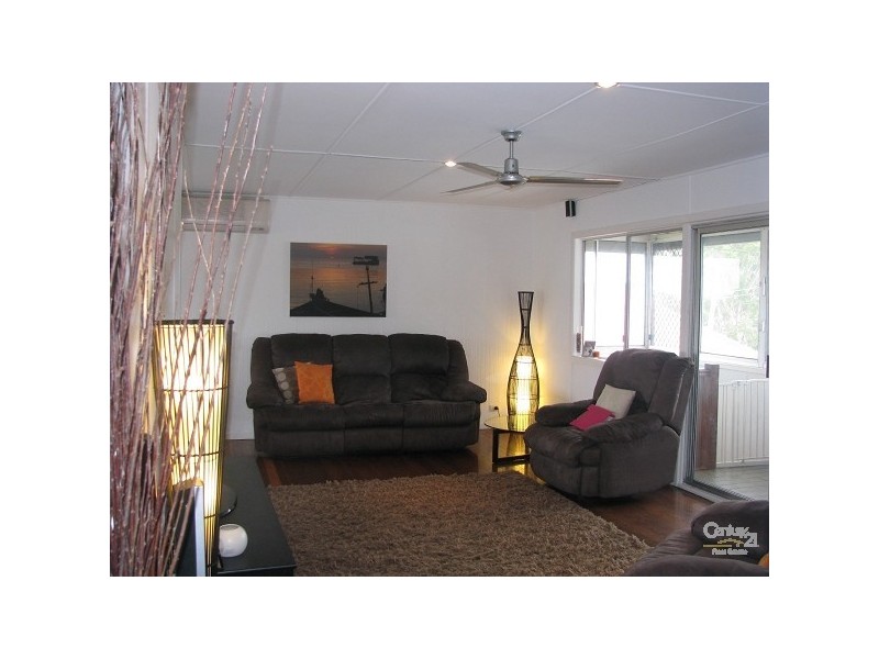 27 CABANDA STREET, Wynnum West QLD 4178