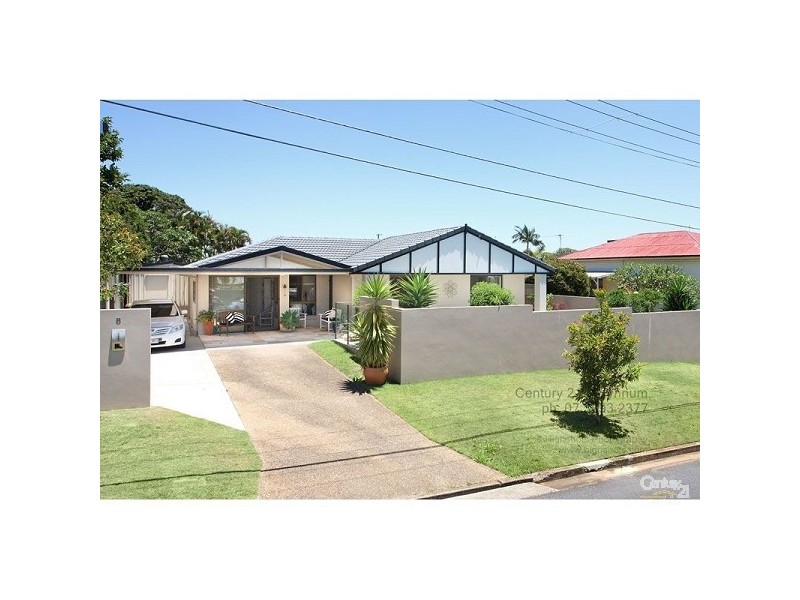 8 Parkview Avenue, Manly QLD 4179