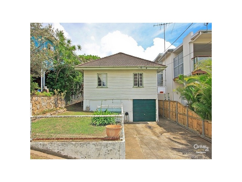 17 Warra Street, Wynnum QLD 4178