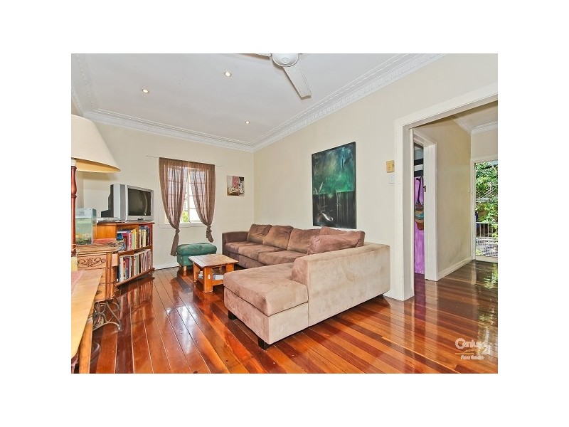 17 Warra Street, Wynnum QLD 4178