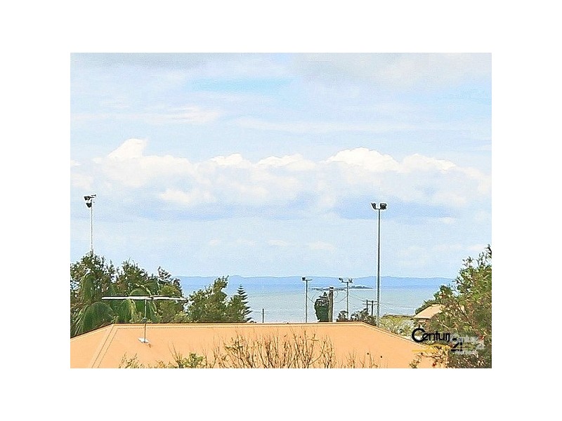 17 Warra Street, Wynnum QLD 4178