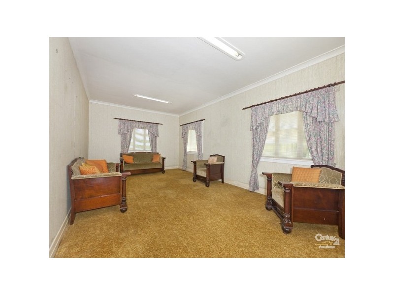 24 Randall Road, Wynnum West QLD 4178