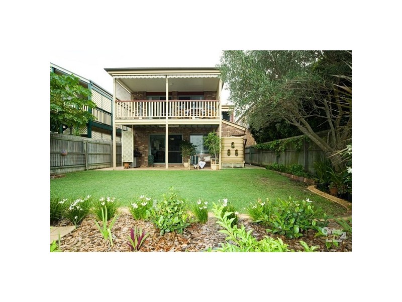 20 Stewart Parade, Manly QLD 4179