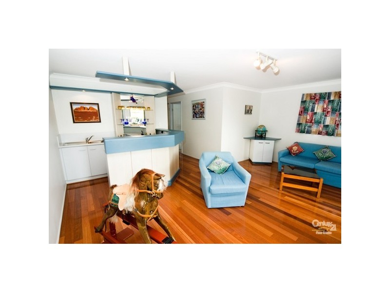 20 Stewart Parade, Manly QLD 4179