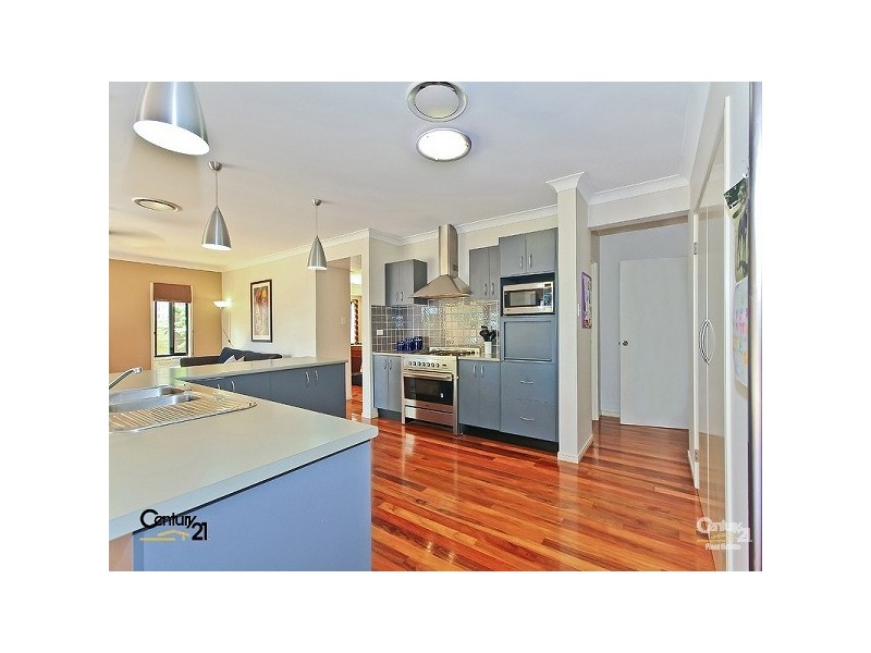 9 Dawson Drive, Manly West QLD 4179