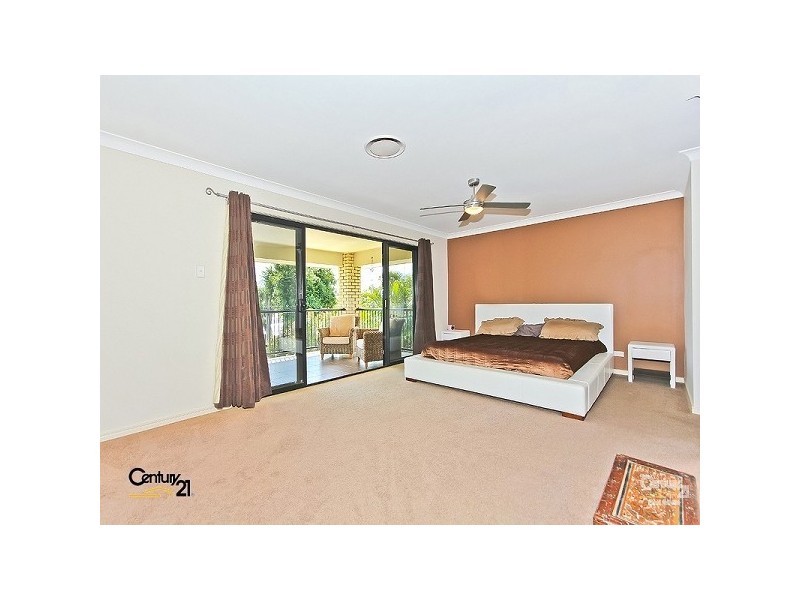 9 Dawson Drive, Manly West QLD 4179
