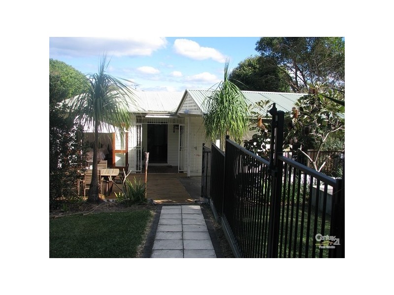 253 ERNEST STREET, Lota QLD 4179