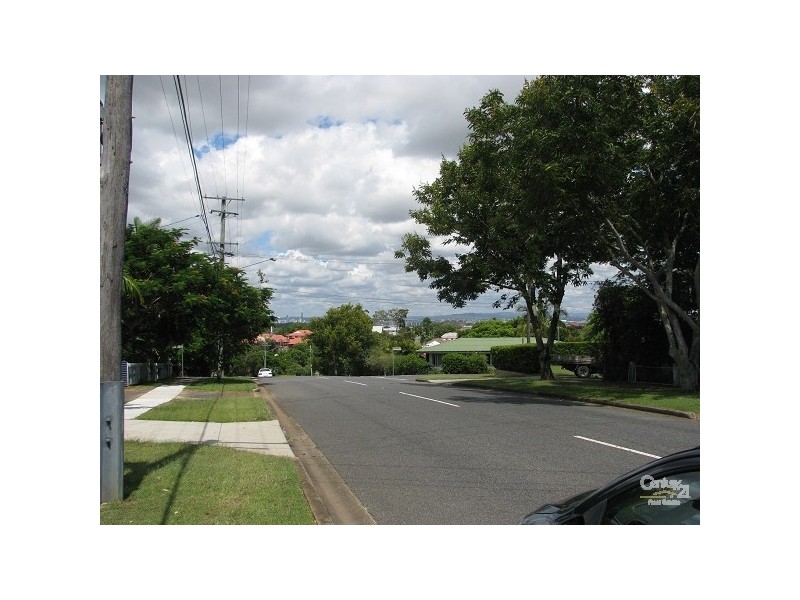 98 Sibley Road, Wynnum West QLD 4178