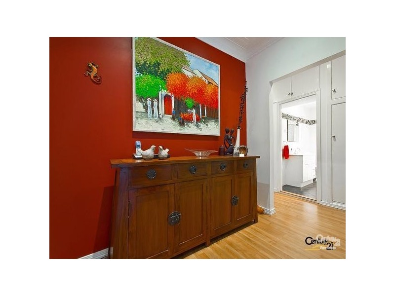 22 Madgwick Street, Wynnum QLD 4178