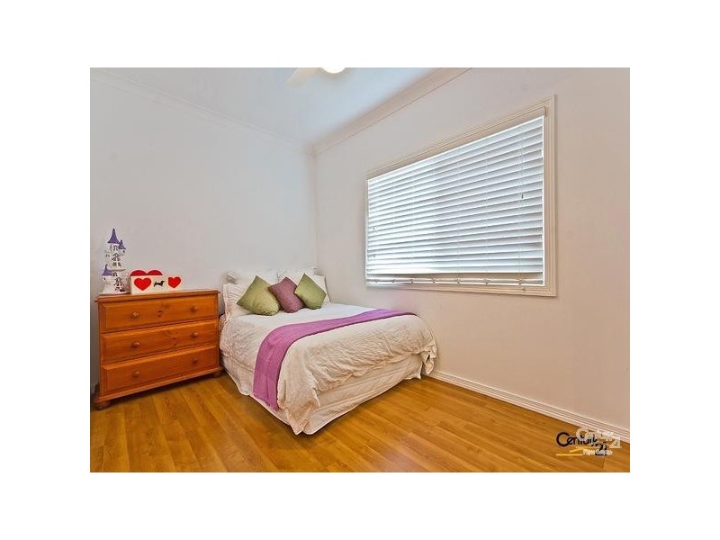 22 Madgwick Street, Wynnum QLD 4178