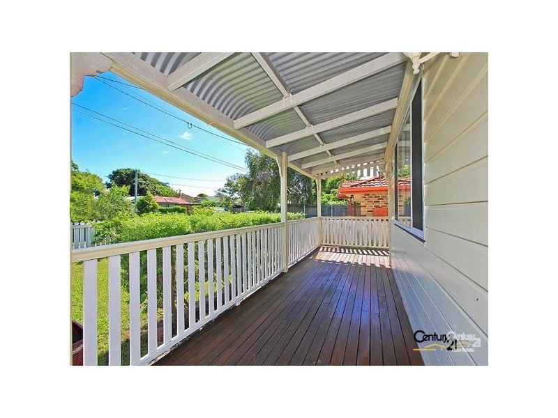 22 Madgwick Street, Wynnum QLD 4178