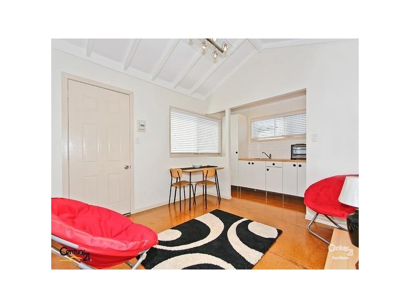 91 / 91A Whites Road, Manly West QLD 4179