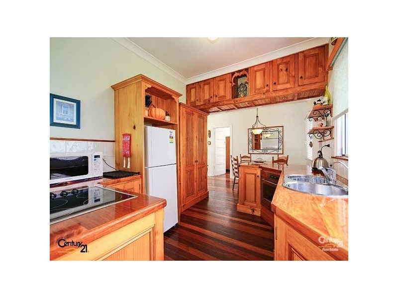 91 / 91A Whites Road, Manly West QLD 4179