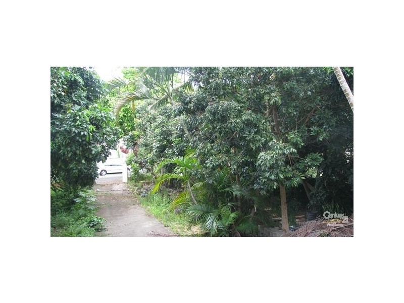 231 Ernest Street, Lota QLD 4179