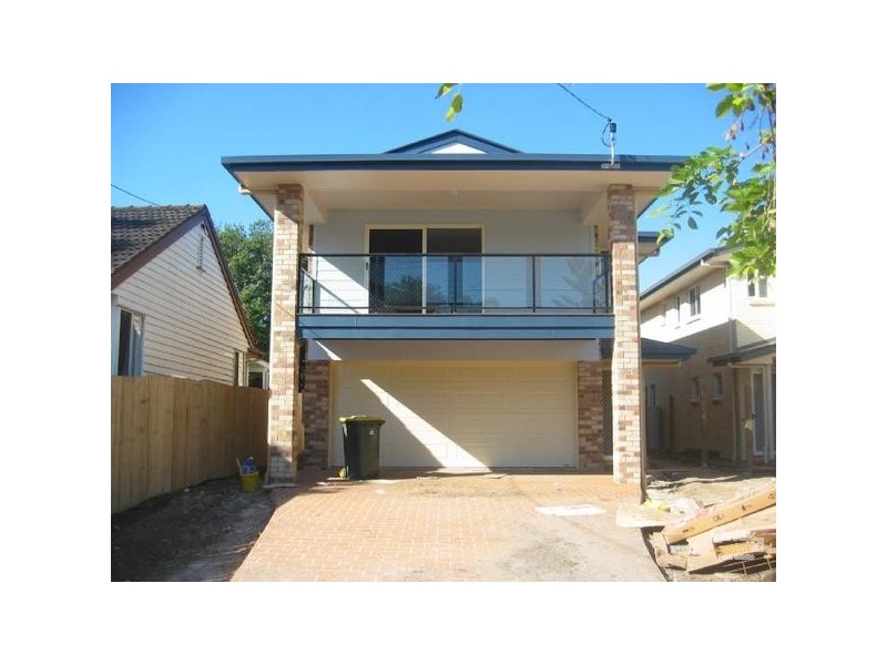 127A BLACKWOOD RD, Manly QLD 4179