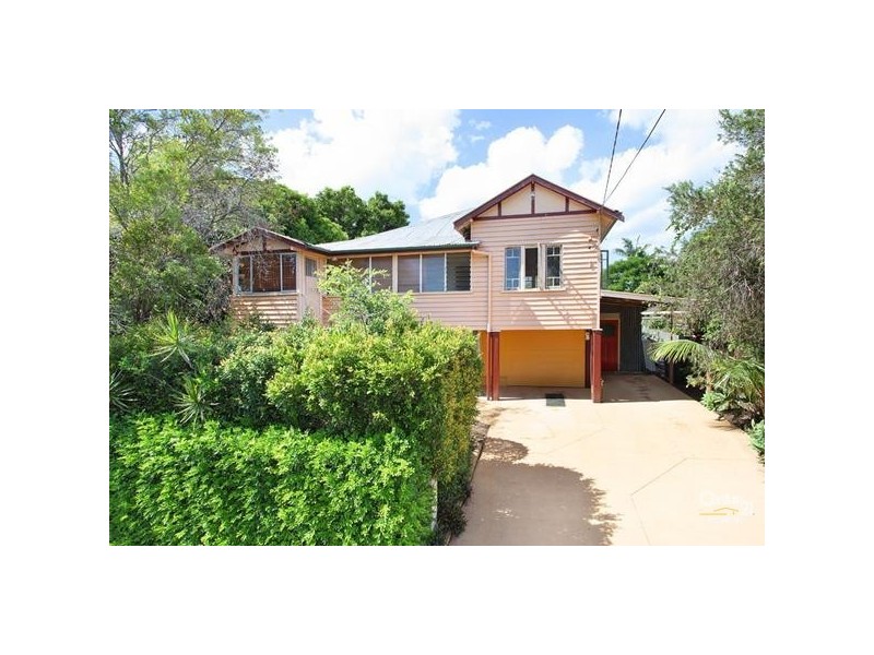 90 Chestnut Street, Wynnum QLD 4178