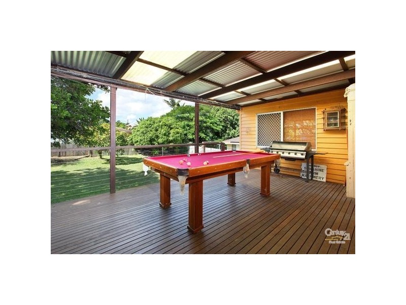 90 Chestnut Street, Wynnum QLD 4178