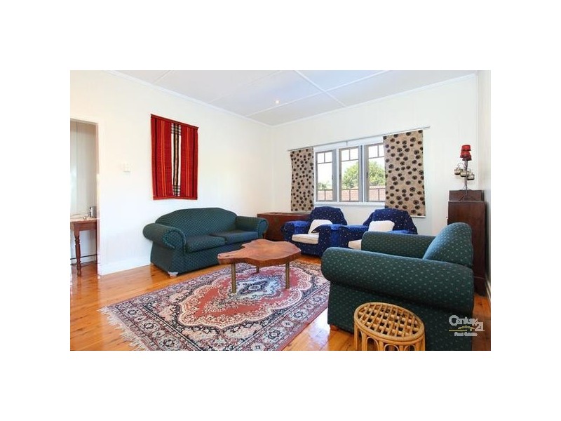 90 Chestnut Street, Wynnum QLD 4178