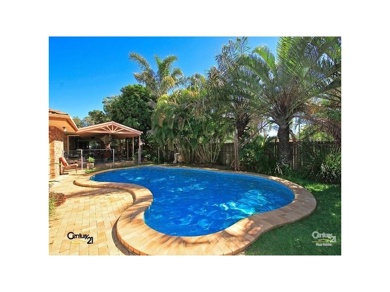 14 Bates Drive, Birkdale QLD 4159