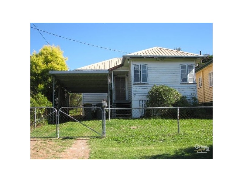 85  RAVEN STREET, Camp Hill QLD 4152