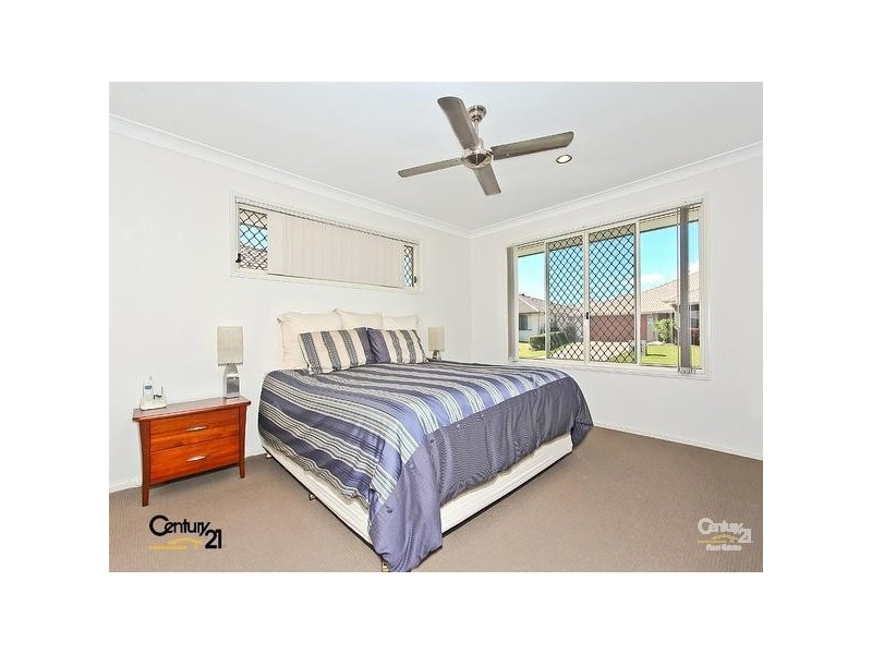 51 Higgs Circuit, Wynnum West QLD 4178