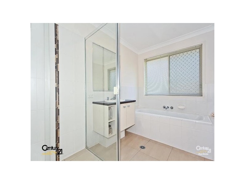 51 Higgs Circuit, Wynnum West QLD 4178